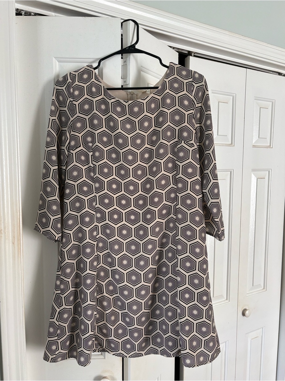 Pink Owl Vintage Beige/Black Hexagon Print Long Sleeve Shift Dress